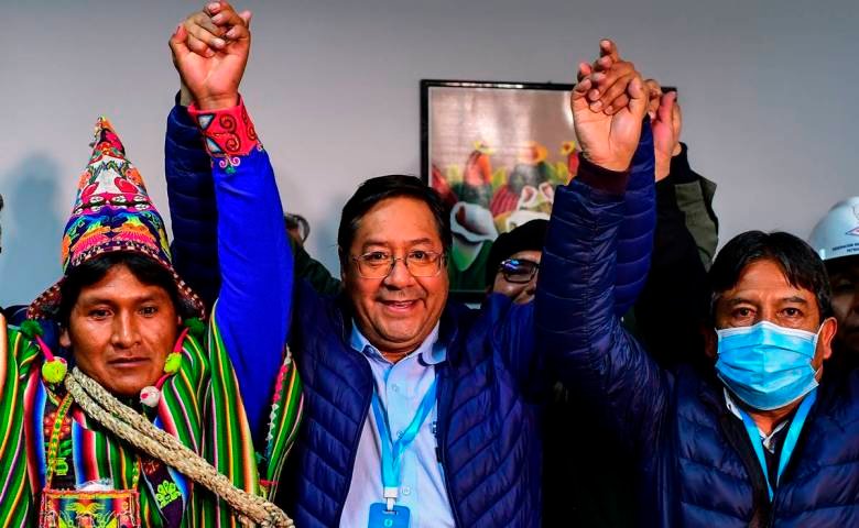 Ebrard felicita al candidato de Evo y su victoria en Bolivia