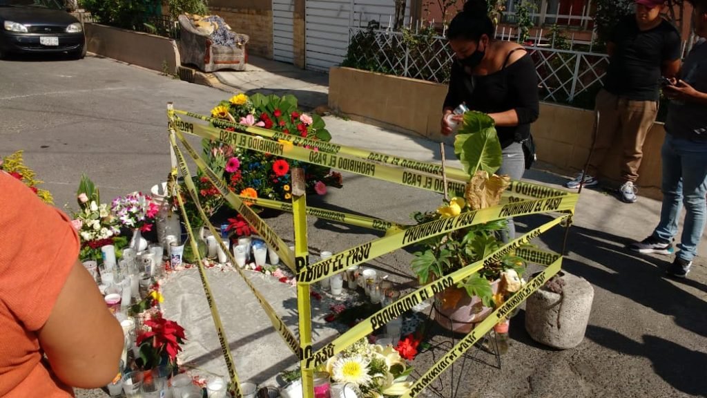 virgen de guadalupe en un bache