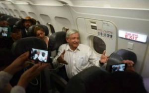 AMLO1 2