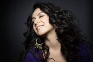 Claudia 1
