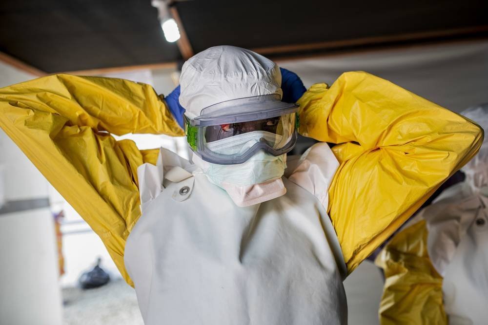 ebola2