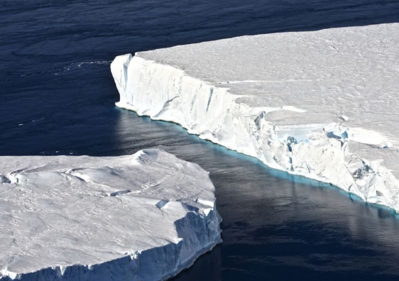 iceberg1