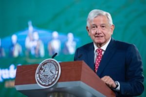 AMLO1 2