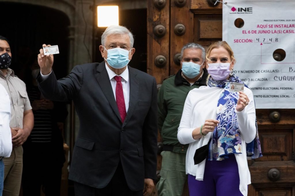 AMLO2 1