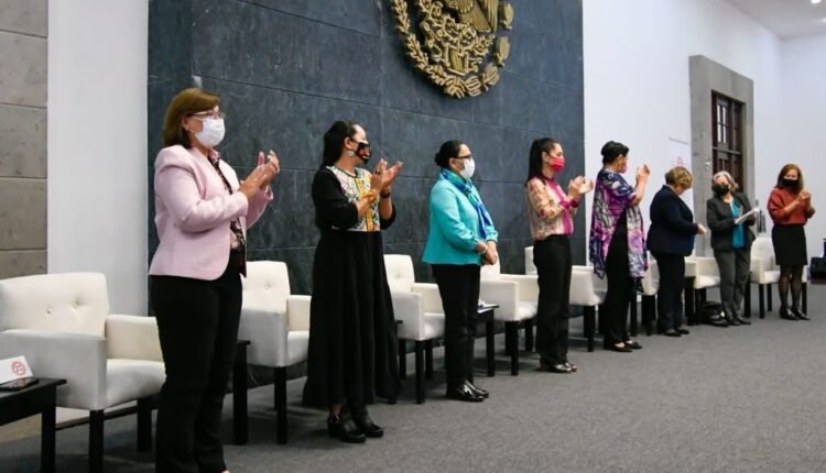 MUJERES3