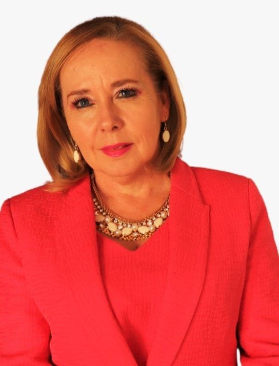 FOTOGRAFIA DRA LOURDES VALDES GALAN