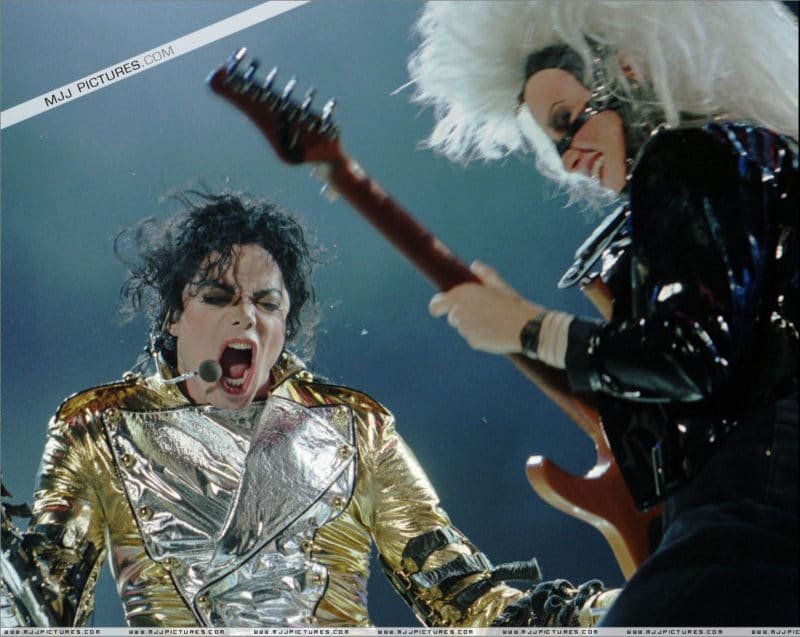 LEGACY FOTO1 OCT 2021