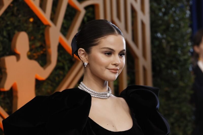 selena ok