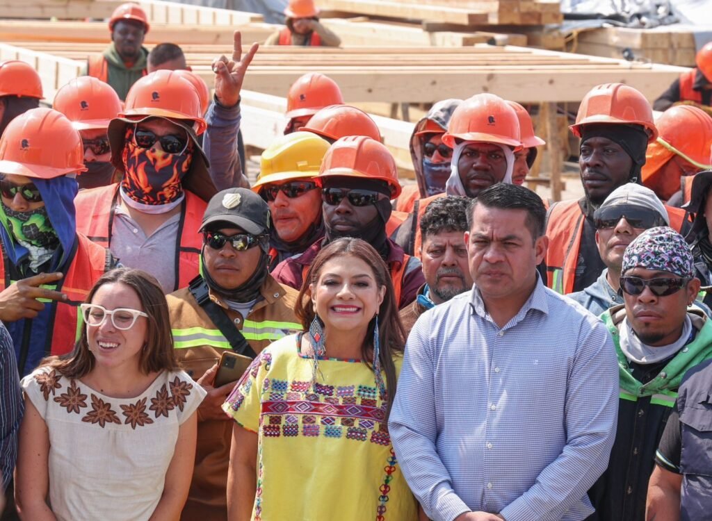 82b74cd7 75a7 4ad2 ade2 471d0c28b698