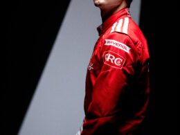 a79f7936 4c5e 5100 5402 a61e15c380e3