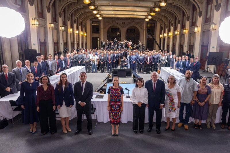 200526 CSP FIRMA ACUERDO PARA LA CREACION DEL SISTEMA DE ORDENAMIENTO DE LA PRODUCCION Y COMERCIALIZACION DEL MAIZ BLANCO PRECIO JUSTO 1