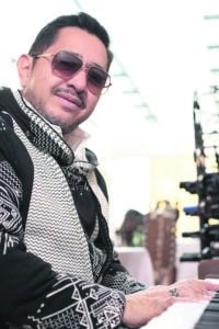 CARLOS02