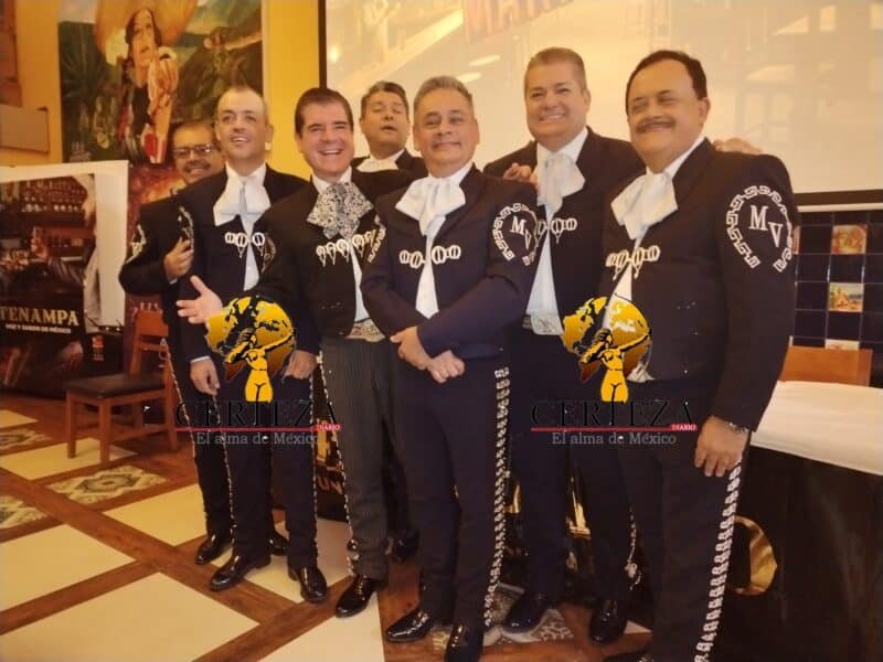 Mariachi1