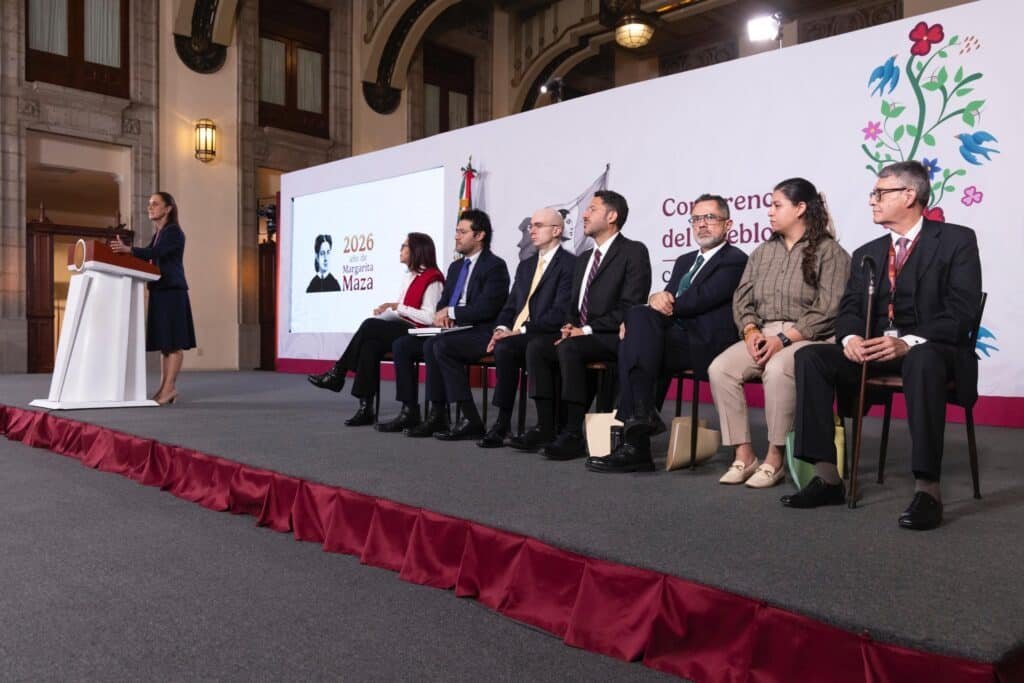 010626 CSP CONFERENCIA MATUTINA 11