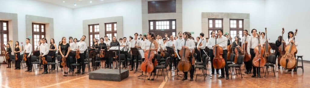 OECCh En Los Pinos Foto Archivo SNFM
