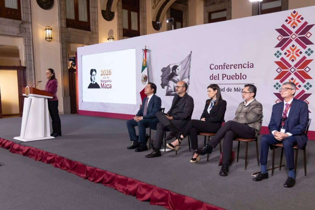 270726 CSP CONFERENCIA MATUTINA6