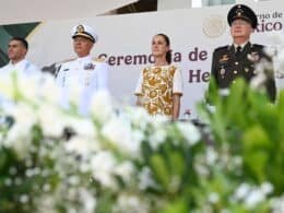310726 CSP GRADUACION HERICA ESCUELA NAVAL MILITAR EN ALVARADO VER 4
