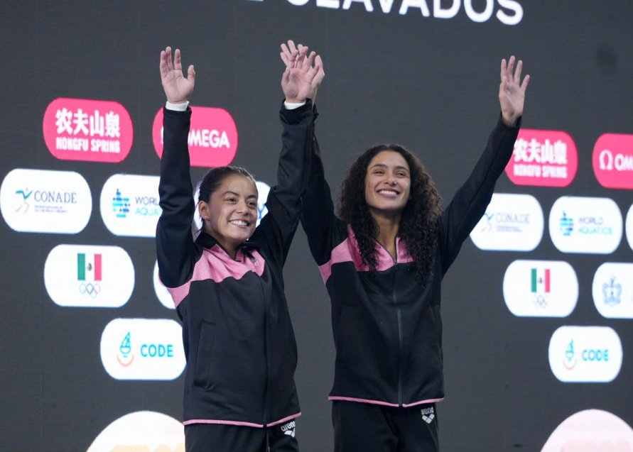 Alejandra Estudillo y Gaby Agundez