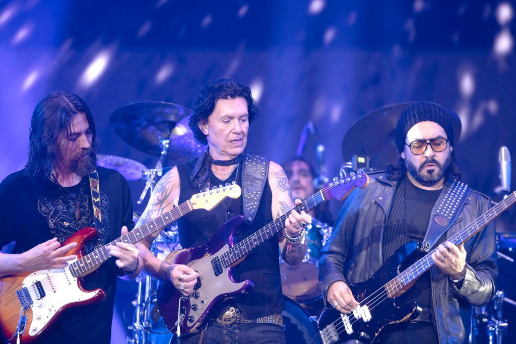 CAIFANES02