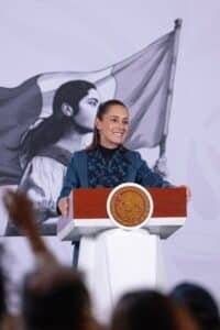 100826 CSP CONFERENCIA MATUTINA2