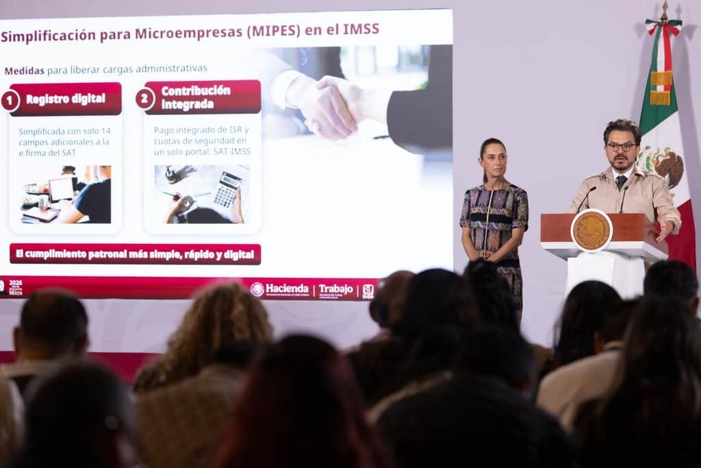100926 CSP CONFERENCIA MATUTINA 6