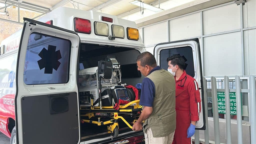 28 08 26 TRASLADO CAMA A CAMA UMAE PEDIATRIA CASO TORREON 13