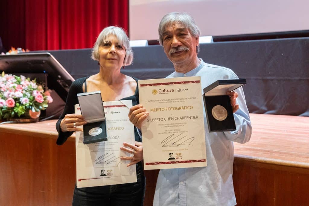 CELEBRAN EL 50 ANIVERSARIO DE LA FOTOTECA NACIONAL DEL INAH CON LA ENTREGA DE MEDALLA AL MERITO FOTOGRAFICO Foto AGA 2